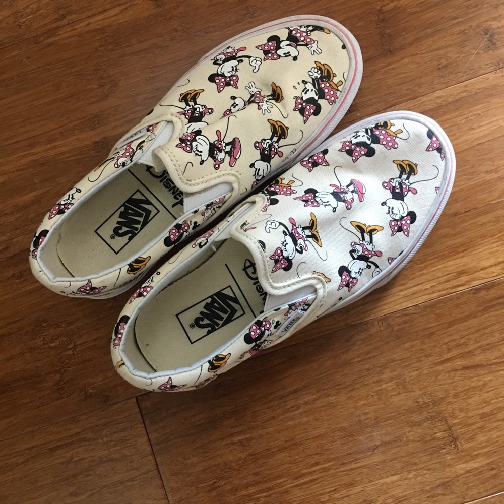 Minnie Mouse vans